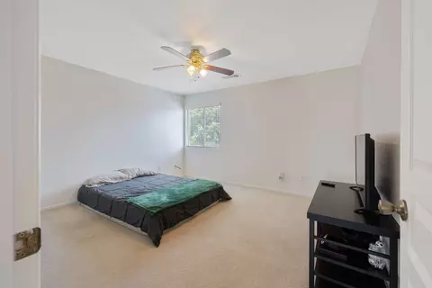 Bedroom - 1156 Joy Ct, Exeter, CA 93221 photo 3 of 5