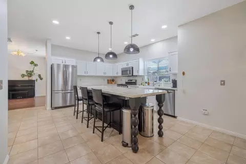 Kitchen - 1156 Joy Ct, Exeter, CA 93221 photo 3 of 5