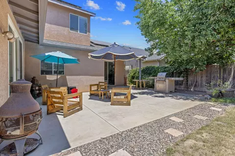 Exterior - 1156 Joy Ct, Exeter, CA 93221 photo 10 of 15