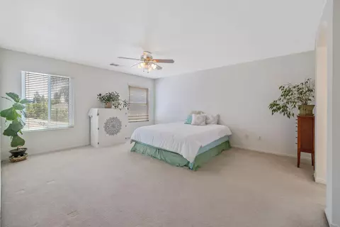 Bedroom - 1156 Joy Ct, Exeter, CA 93221 photo 4 of 5