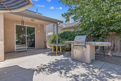 Exterior - 1156 Joy Ct, Exeter, CA 93221 photo 12 of 15