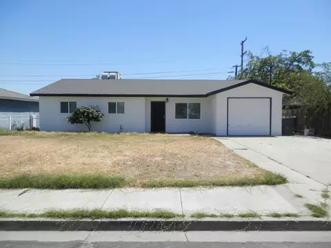 10845 Beverly Dr, Hanford, CA 93230