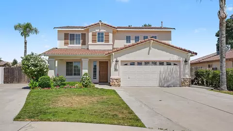 1354 N Belmont St, Porterville, CA 93257