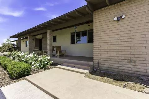 Exterior - 4015 Road 256, Ducor, CA 93218 photo 2 of 25