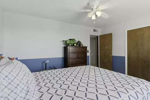 Bedroom - 4015 Road 256, Ducor, CA 93218 photo 3 of 4