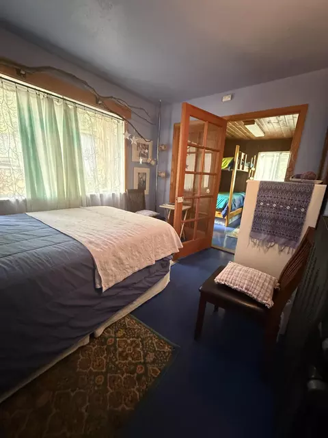 Bedroom - 1883 James Dr, Springville, CA 93265 photo 1 of 5