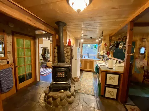 Kitchen - 1883 James Dr, Springville, CA 93265 photo 1 of 4