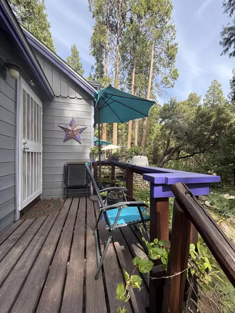 Exterior - 1883 James Dr, Springville, CA 93265 photo 2 of 16