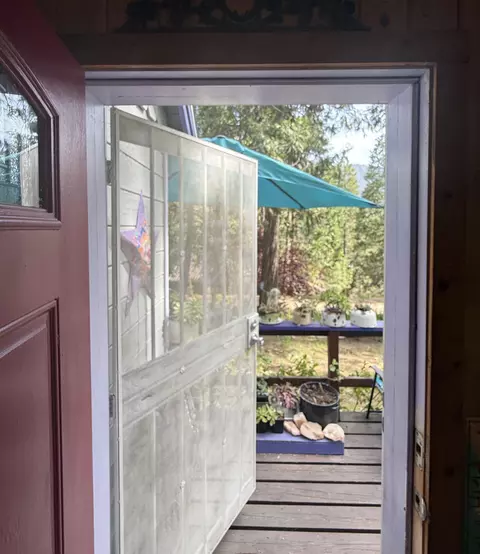 Entry Way - 1883 James Dr, Springville, CA 93265 photo 1 of 1
