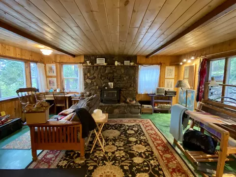 Living - 1883 James Dr, Springville, CA 93265 photo 2 of 4