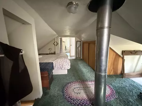 Bedroom - 1883 James Dr, Springville, CA 93265 photo 4 of 5