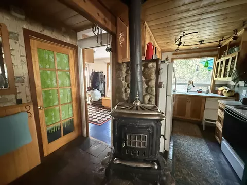 Kitchen - 1883 James Dr, Springville, CA 93265 photo 4 of 4
