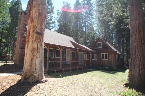 496 Trails End, Springville, CA 93265