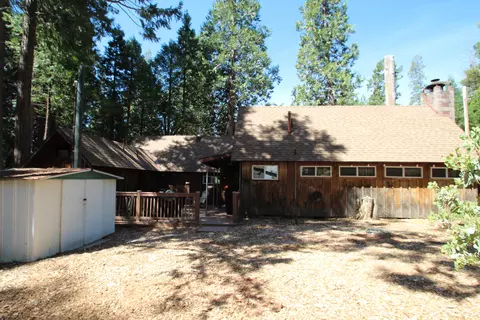 Exterior - 496 Trails End, Springville, CA 93265 photo 8 of 10
