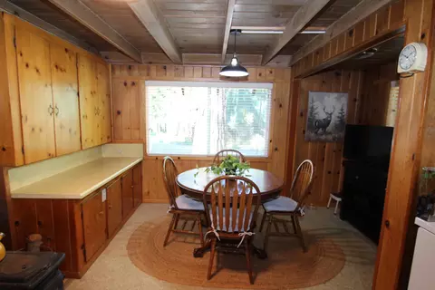 Dining - 496 Trails End, Springville, CA 93265 photo 1 of 3