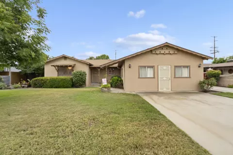 131 E Gail Ave, Tulare, CA 93274