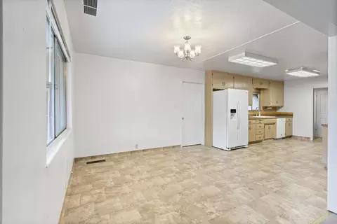 Living - 131 E Gail Ave, Tulare, CA 93274 photo 1 of 8