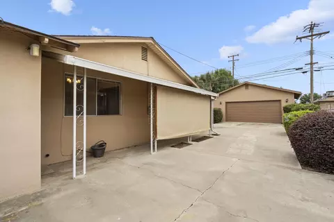 Exterior - 131 E Gail Ave, Tulare, CA 93274 photo 8 of 13