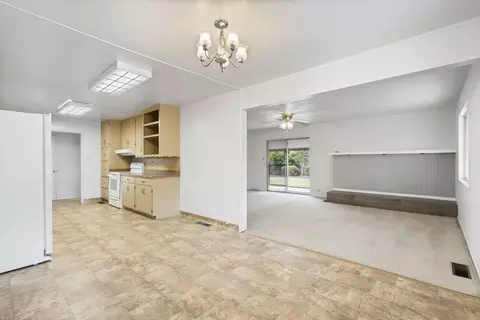 Living - 131 E Gail Ave, Tulare, CA 93274 photo 2 of 8