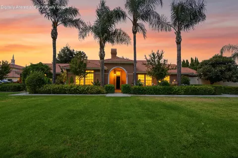 1818 W Prosperity Ave, Tulare, CA 93274