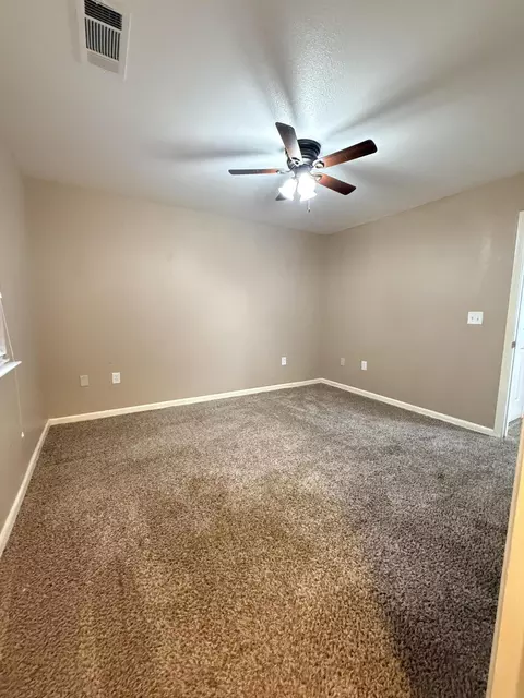 613 Follett St, Lemoore, CA 93245 photo 6