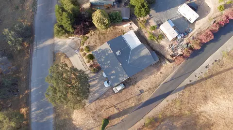 35823 Rio Vista Rd, Springville, CA 93265