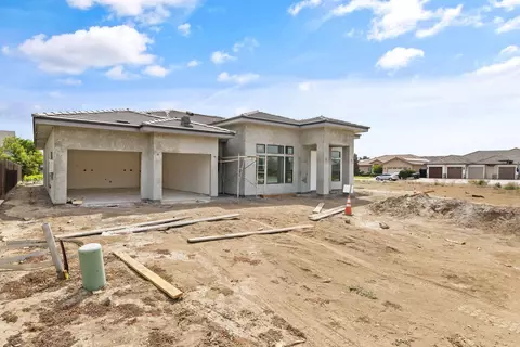 4250 S Silvervale St, Visalia, CA 93277