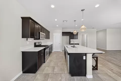 Kitchen - 3272 Spring Sails Ave, Tulare, CA 93274 photo 2 of 2