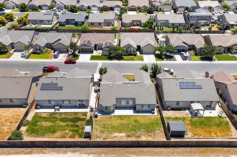 View/Area - 3272 Spring Sails Ave, Tulare, CA 93274 photo 2 of 3