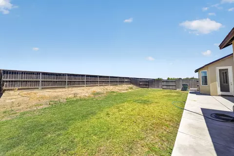 Exterior - 3272 Spring Sails Ave, Tulare, CA 93274 photo 6 of 6