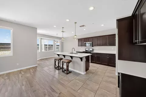 Entry Way - 3272 Spring Sails Ave, Tulare, CA 93274 photo 1 of 8