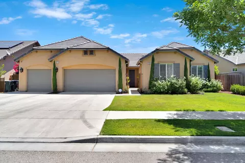 2824 N Boise St, Visalia, CA 93291