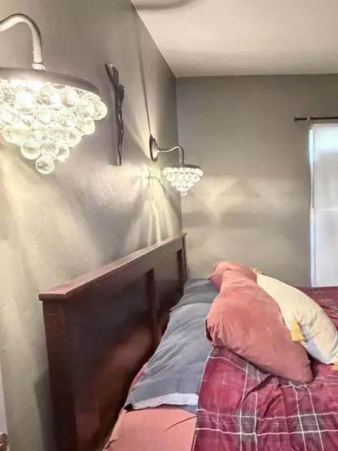 Bedroom - 1072 E Sycamore Ave E, Tulare, CA 93274 photo 1 of 3