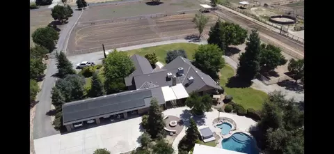31255 Palm Dr, Exeter, CA 93221