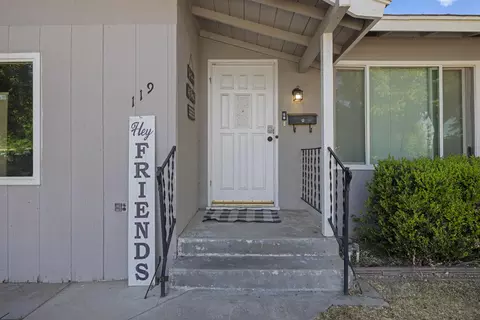 Exterior - 119 Bryant Ct, Exeter, CA 93221 photo 4 of 13