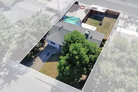 View/Area - 119 Bryant Ct, Exeter, CA 93221 photo 2 of 5