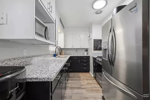 Kitchen - 119 Bryant Ct, Exeter, CA 93221 photo 1 of 5