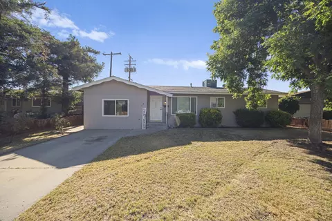 119 Bryant Ct, Exeter, CA 93221