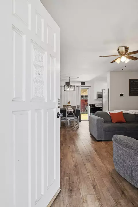 Entry Way - 119 Bryant Ct, Exeter, CA 93221 photo 1 of 3
