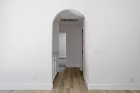Entry Way - 1345 E Vine Ct, Visalia, CA 93292 photo 2 of 2