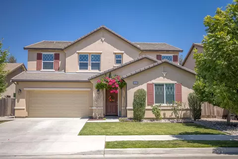 1614 N Mae Carden St, Visalia, CA 93291