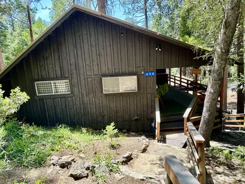 Exterior - 498 Brook Dr, Springville, CA 93265 photo 1 of 9