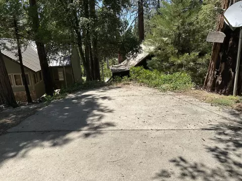 Exterior - 498 Brook Dr, Springville, CA 93265 photo 9 of 9