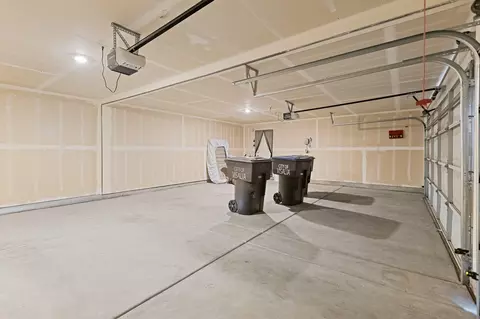Other - 935 E Cameron Ave, Visalia, CA 93292 photo 10 of 10