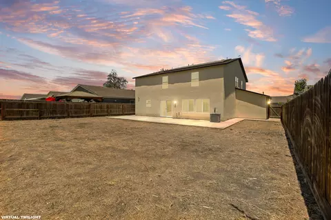 Exterior - 935 E Cameron Ave, Visalia, CA 93292 photo 5 of 15
