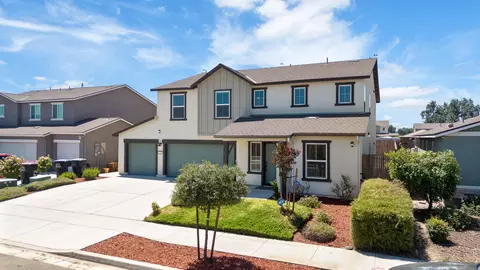 Exterior - 935 E Cameron Ave, Visalia, CA 93292 photo 15 of 15