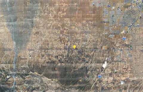 Zing Drive, Phelan, CA 92371 photo 11