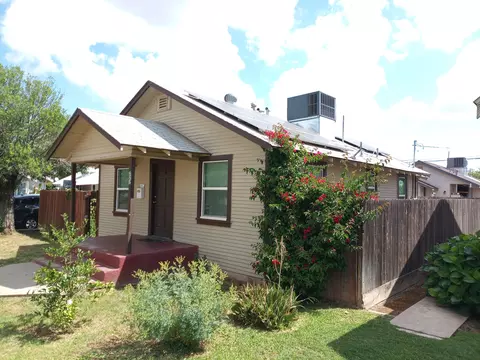 Exterior - 321 N Orange Ave, Exeter, CA 93221 photo 4 of 12