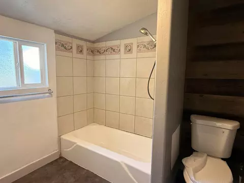 Bath - 103 E Firebaugh Ave, Exeter, CA 93221 photo 1 of 2