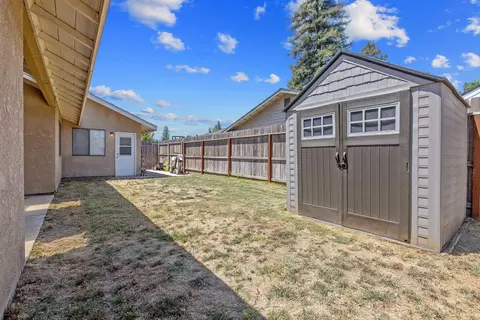 Exterior - 2612 E Feemster, Visalia, CA 93292 photo 14 of 15
